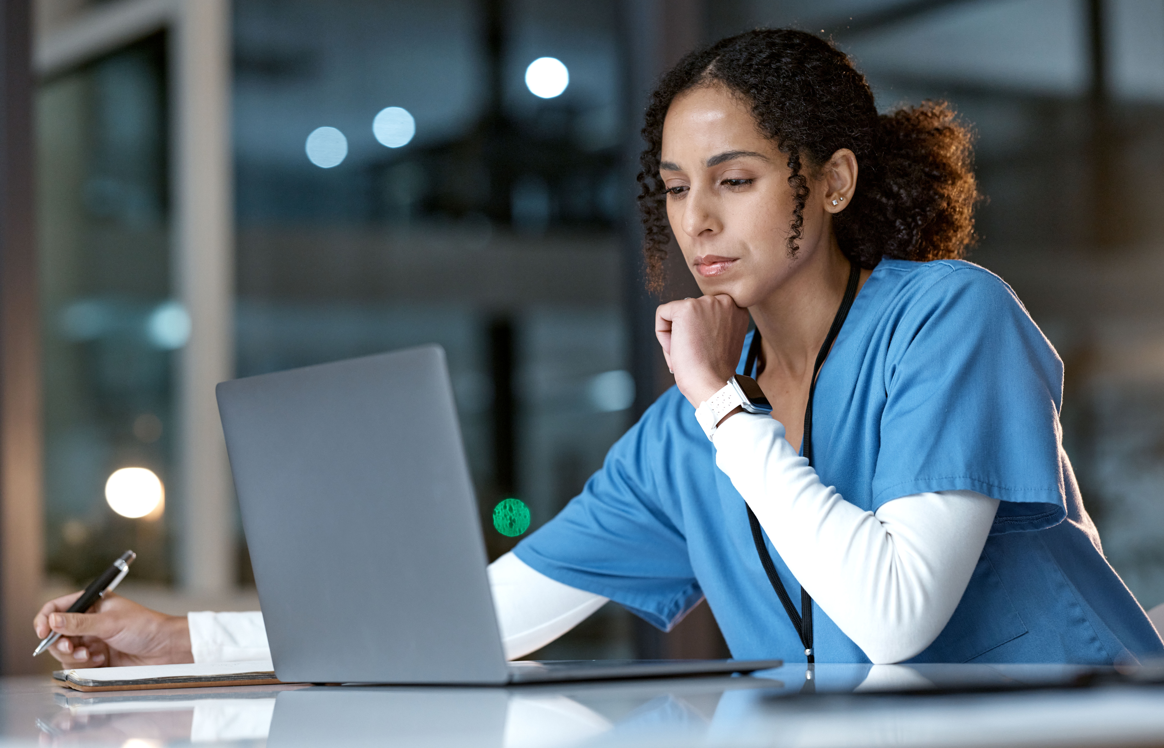 Photo representing a nurse studying client safety